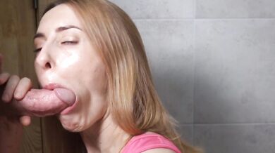 I pick up a cute girl in a Ukraine bar and she gives me an amazing blowjob in the toilet