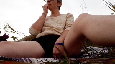 shantastic natural hairy milf smoking outdoors happy birthday to me