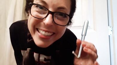 Tampon Insertion With Plastic Applicator And A Pee