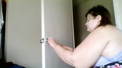 SSBBW Twerks her Fat white ass on a toy