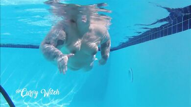 Huge Ass & Legs Slut in Bikini