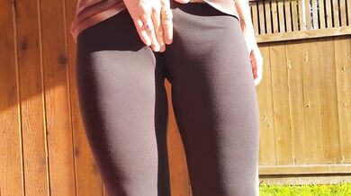 Hotwife Yoga Pants Cameltoe