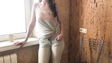 Friend's Horny Mom seized the moment and Fucked Me. Russian Amateur with Conversations