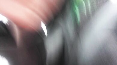 milf mastrubates in car driving,cums when she see cop