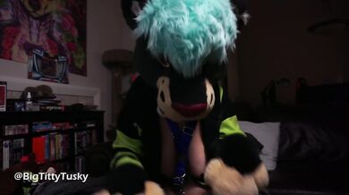 Big Titty Sabertooth gf gets LEWD