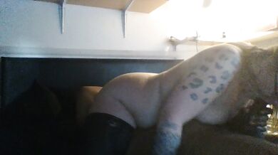 pussy licking bbc pounds man big black cock sucking wife
