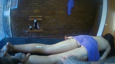 I Didn't Mean To, But My Masseur Made Me Squirt.
