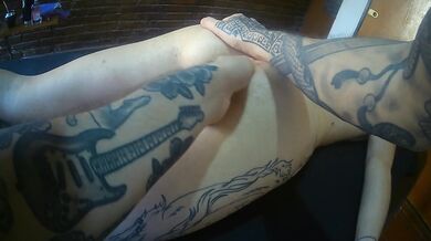 I Didn't Mean To, But My Masseur Made Me Squirt.
