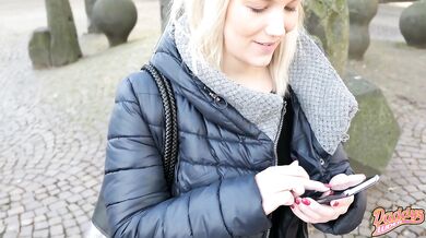 Öffentlicher Orgasmus mitten im Stadtzentrum l DADDYS LUDER