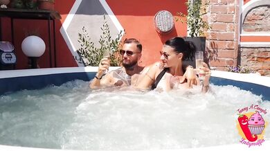 After the anal in the pool, milf drinks sperm from the glass (1st part)