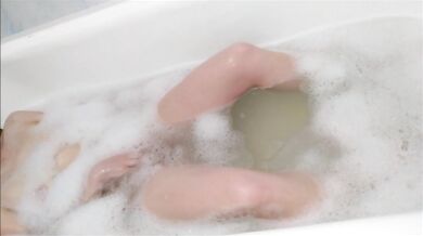 Take a bath with two dildos and one cock