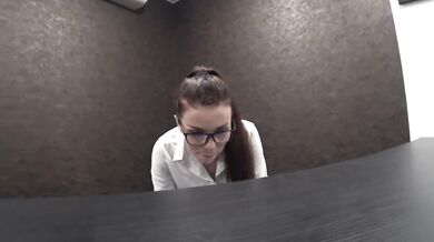 Beautiful secretary pleased angry customer with hot blowjob at reception