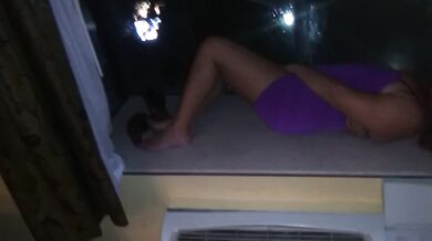 Escort comes to my hotel and fucks in balcony window-sexy milf hooker 5/5