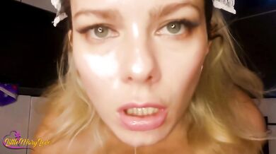 Lustful maid jerks off after work, squirting - LittleMaryLove