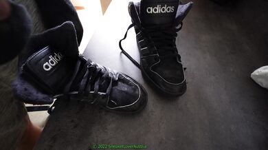 Playing around with fur Adidas Dineties