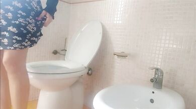 come on my beautiful stepmother in the bathroom