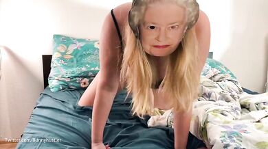 How to fuck the queen