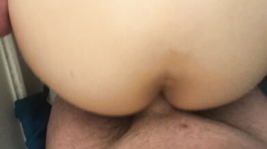 Morning shower sex and facial