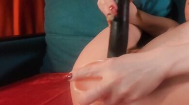 Hot Amateur Blonde Fucking Her Holes With 2 Dildos