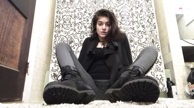 Disgusting foot slave needs to listen to master
