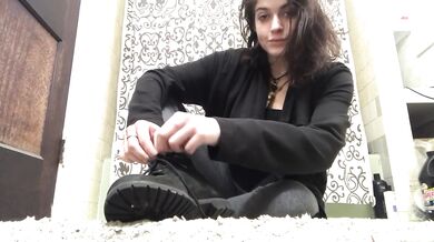 Disgusting foot slave needs to listen to master