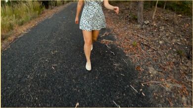 Amateur Wife Outdoor Public Side Boob - OF @wifeydoespremium