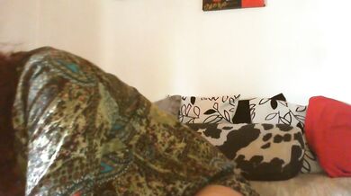 Your very small and limp penis makes beautiful girls laugh - Femdom