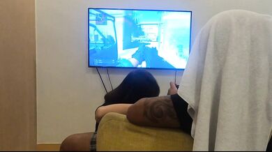 Sexy Horny Pinay Blowjob & Fuck While Gaming - Ako Na Lang Ang Laruin Mo!