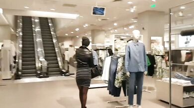 Public masturbation in changing room-Super hot girl
