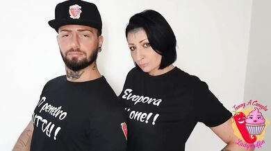 Ladymuffin viene fottuta dal coronavirus ( trailer)