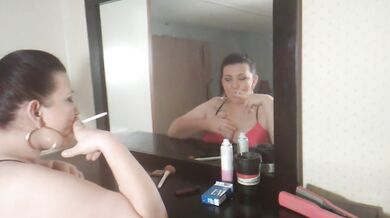 Cum enjoy smoking fetish at snapchat keirraleo69