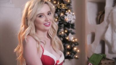 Christmas Giant Dildo Fuck Gaping Pussy