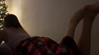 Christmas sleepover with my best friend ends in a very delicious fuck
