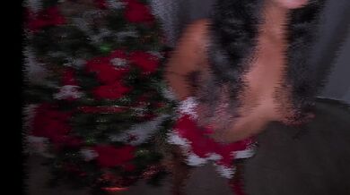 Christmas Fuck Part 2 - The Queen Spills her Juices non-stop Before Receiving Anal Creampie