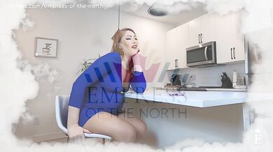 Going Home for Christmas - College Weight Gain Progression from Fit to SSBBW