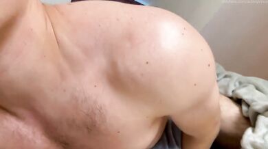 Horny Guy Moaning Quietly While Pillow Humping - Christmas Cum Hands Free - 4K