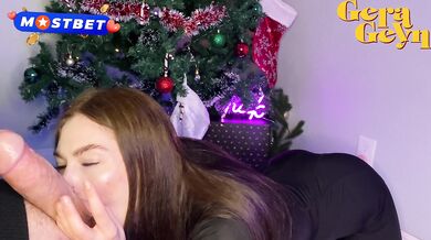 Christmas Gift With Her Lips, Deep Throat And A Lot Of On Face