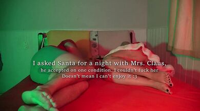 MOMmy claus made me CUM with her ASS