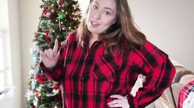Cum together JOI - BBW MILF squirts on candy cane for you - Kinky Katie