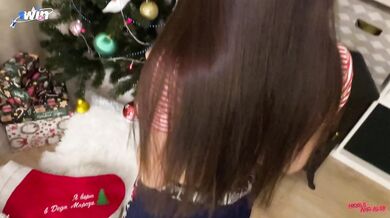I helped My Stepsister decorate the Christmas tree with my DICK!