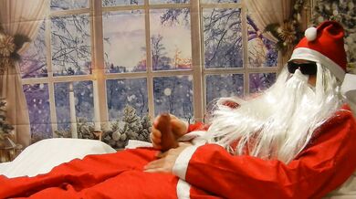 This Father Christmas 'cums' a lot more than once a year!