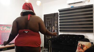 Amateur Couple Xmas themed oiled handjob - Mara Exotic