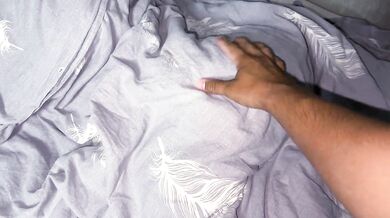 Fucking a girl on the bed until I cum