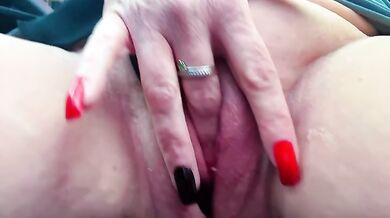 Cumming at work again