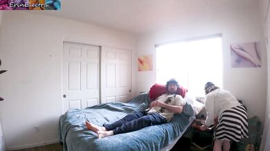 Using stepmother's sex holes in the morning and cumming inside her
