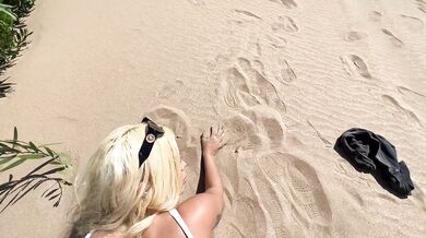 Petite blonde with big ass fucks on the beach! OUTDOOR SEX - Lana Myers