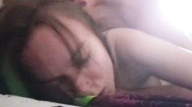 Stepfather fucked stepdaughter while she was talking with mother on the phone