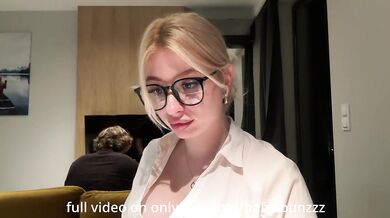 This Blonde Intern Lets Her BOSS Do WHATEVER He Wants To Her | Baby Bunzzz