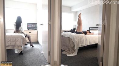 Fuck my roommate's boyfriend when she's taking a shower at college residence