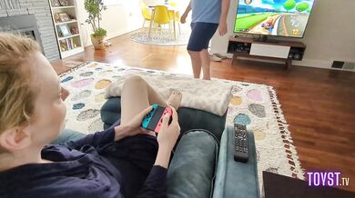 FREE USE HOUSEHOLD - Lucky guy lives with hot free use redhead